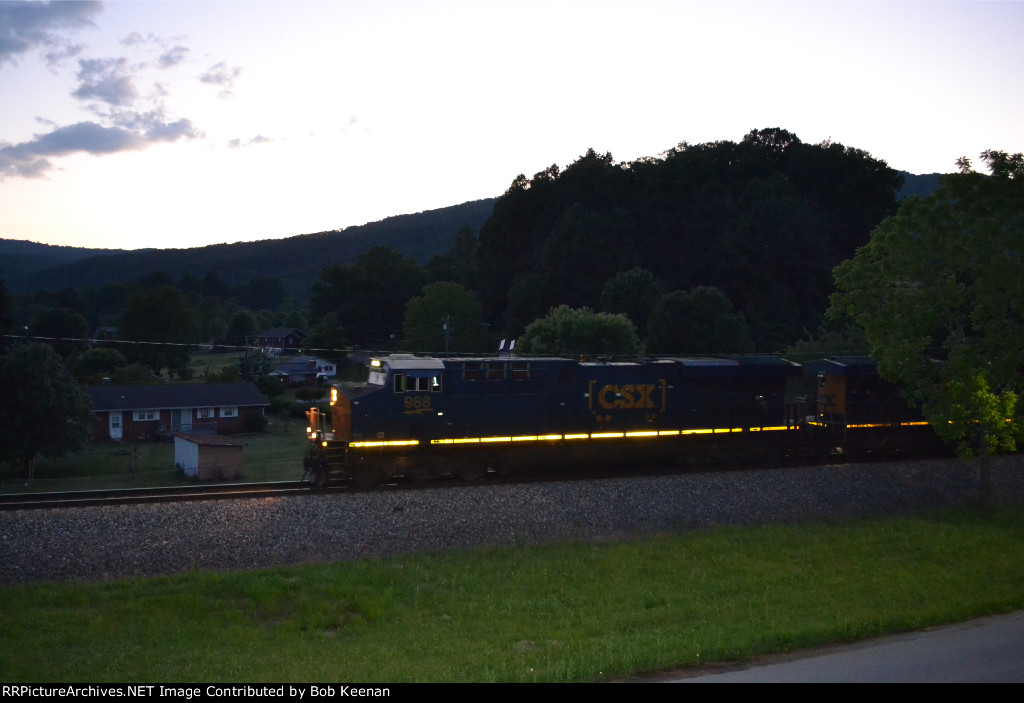 CSX 988